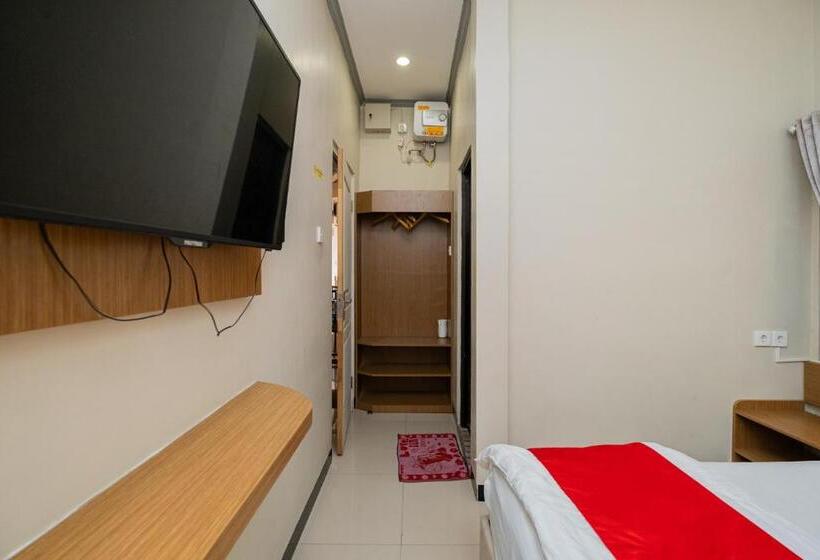 Номер Стандарт, Reddoorz Near Kampung Inggris Pare