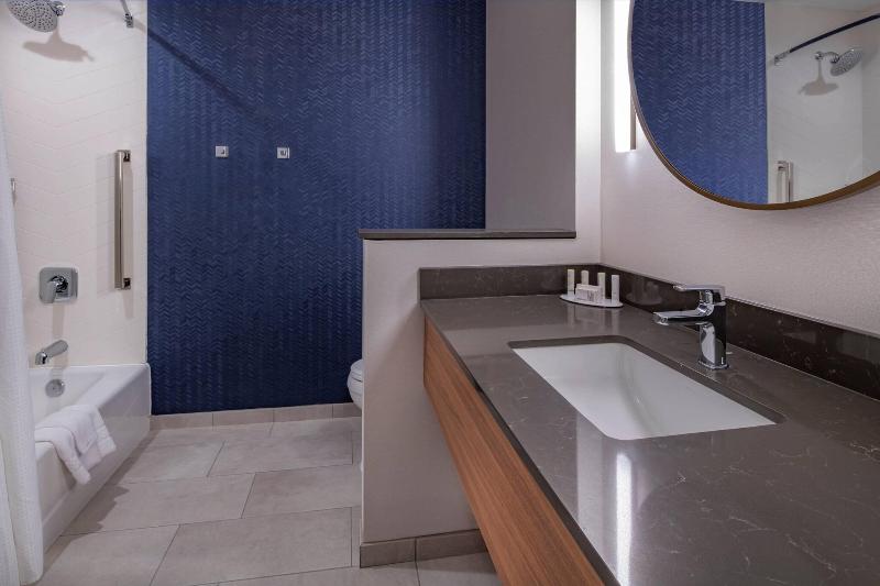 Люкс Кровать Кинг, Fairfield Inn & Suites By Marriott Klamath Falls