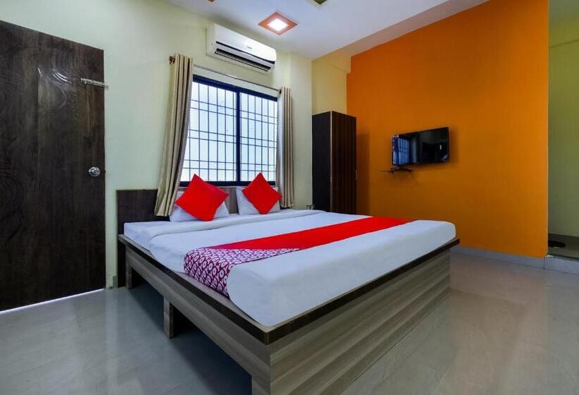Трехместный Номер Классика, Oyo 75434  Everest Inn