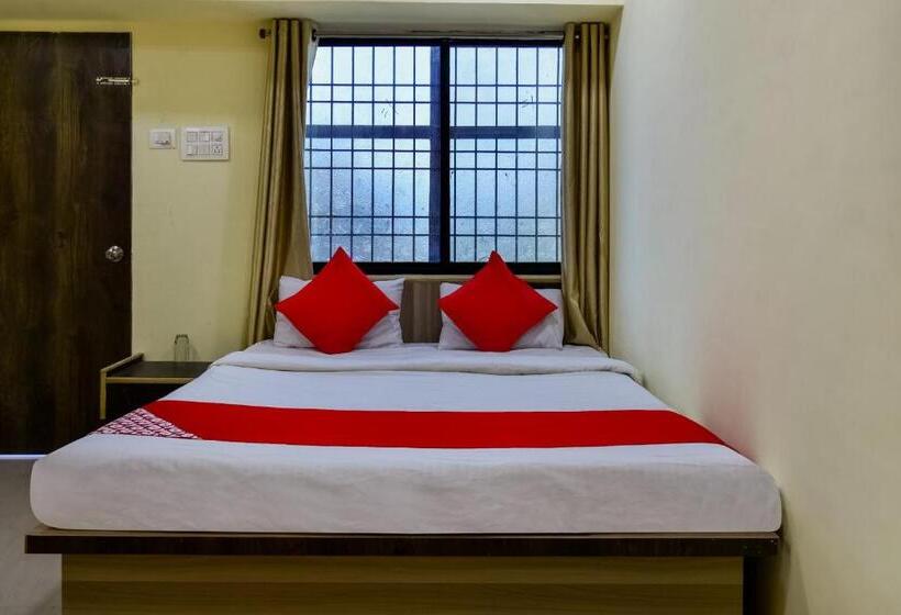 Трехместный Номер Классика, Oyo 75434  Everest Inn