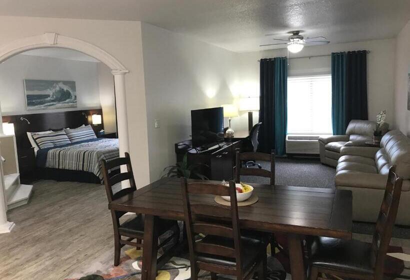 Президентский Люкс, Pensacola