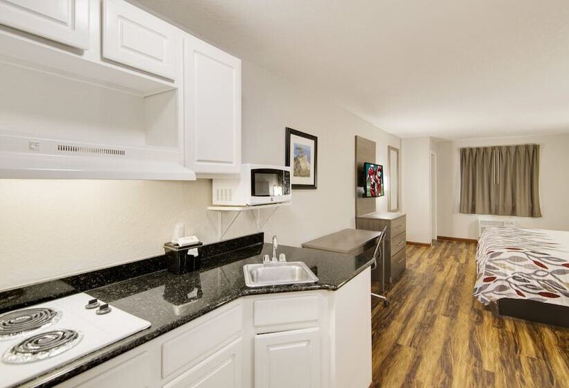 디럭스 룸, Red Roof Inn & Suites Pensacola  Nas Corry