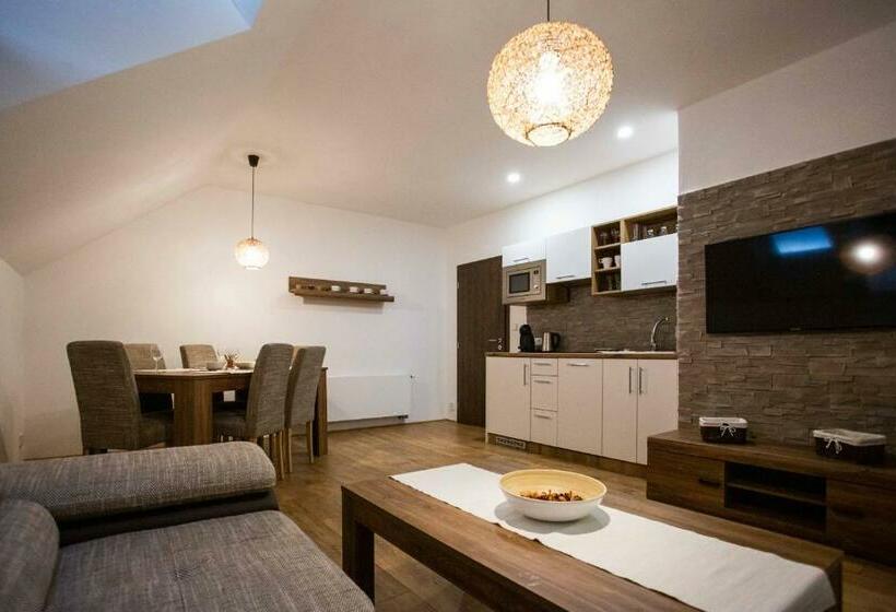 ２ベッドルームアパートメント, Apartmány U Solišů