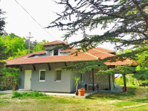 اتاق استاندارد سه نفره, Kuca Za Odmor Zelena Oaza