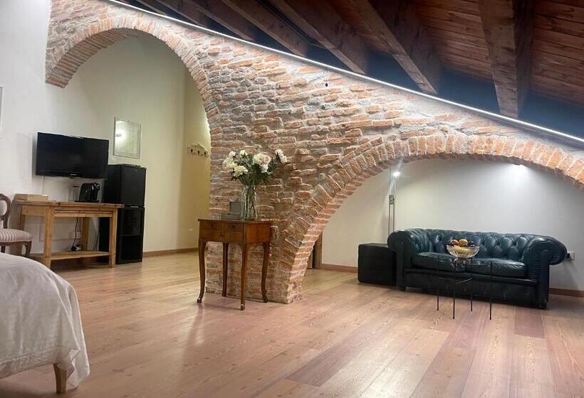Полулюкс, Albaspina Bioagriturismo