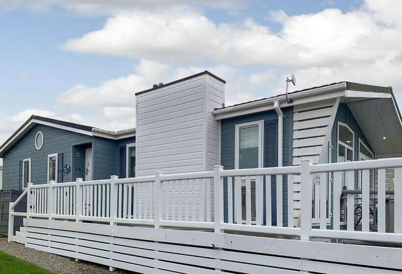 Дом 2 Спальни, Praa Sands Holiday Park