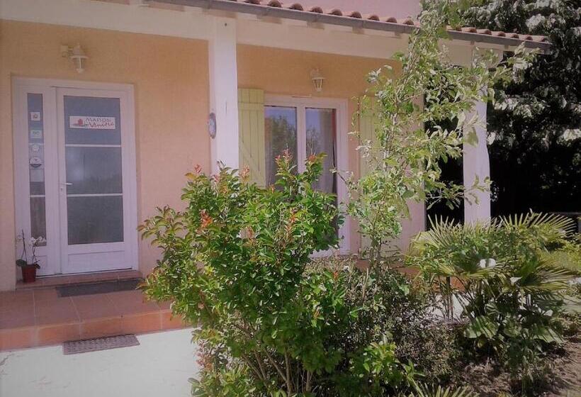 Номер Стандарт Вид на Сад, Maison Venitia