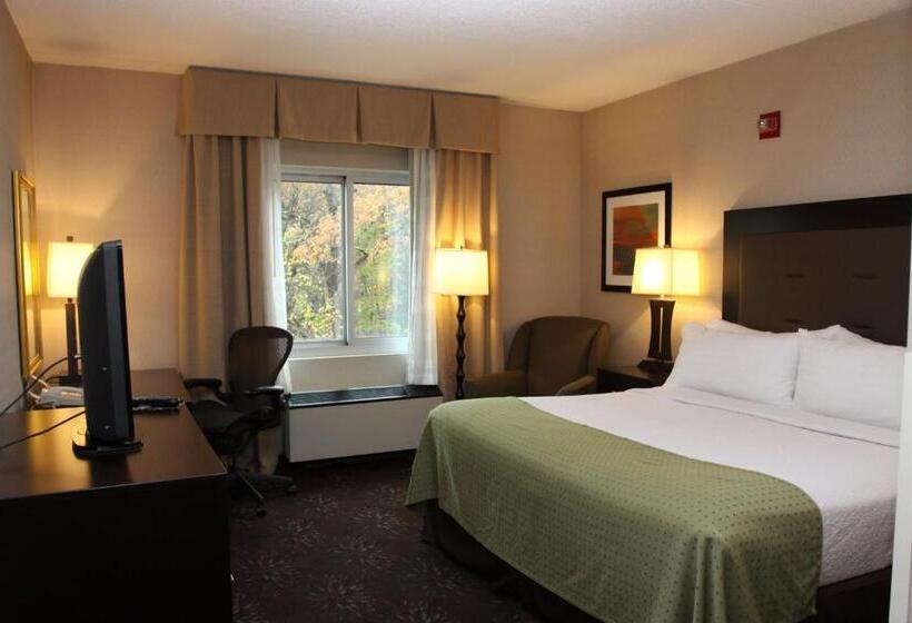 חדר סטנדרט מותאם לאדם עם מוגבלויות, Holiday Inn Budd Lake   Rockaway Area, An Ihg