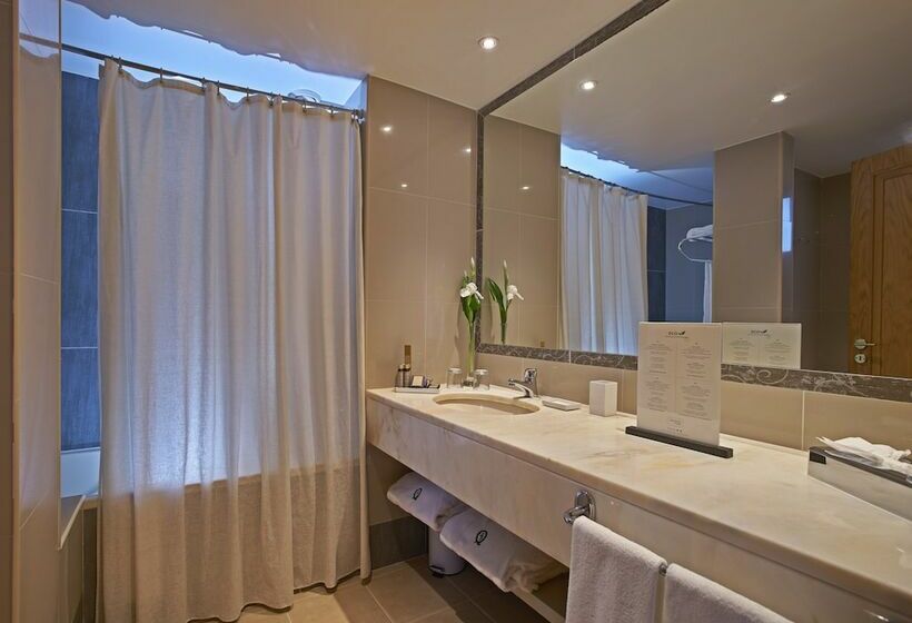 Номер Deluxe Вид на Сад, Quintinha Sao Joao Hotel & Spa
