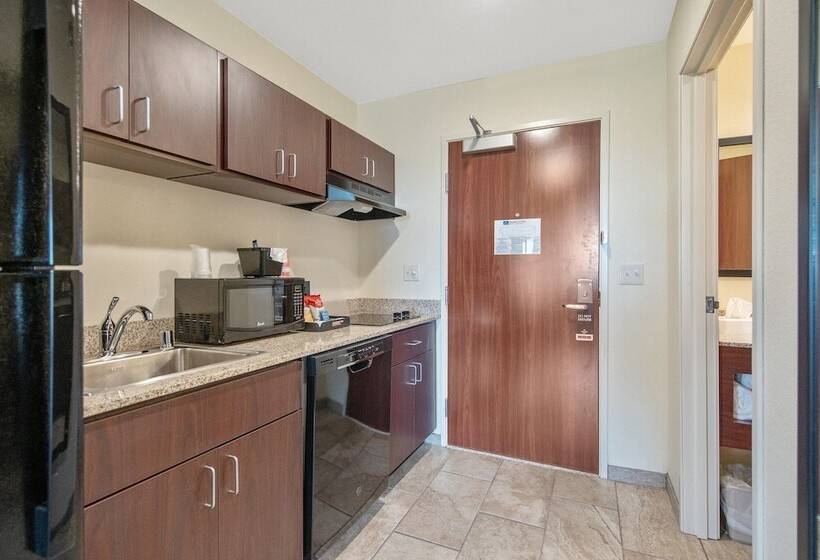 Люкс, Comfort Inn & Suites Morgan