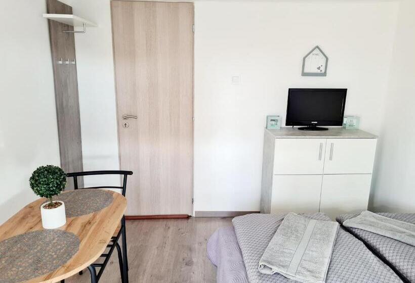 Апартаменты 2 Спальни, Hócza House Poroszló