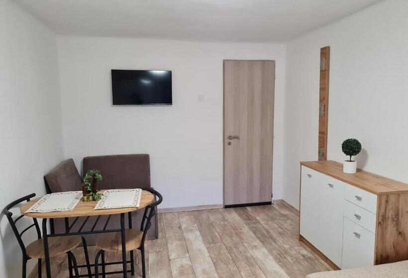 Апартаменты 2 Спальни, Hócza House Poroszló