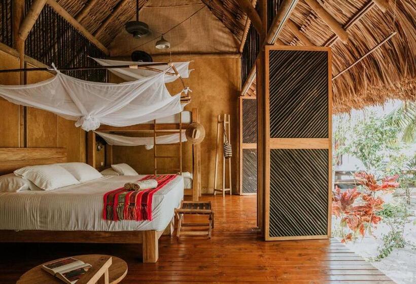 Семейный Номер Вид на Сад, Dos Aguas Lodge