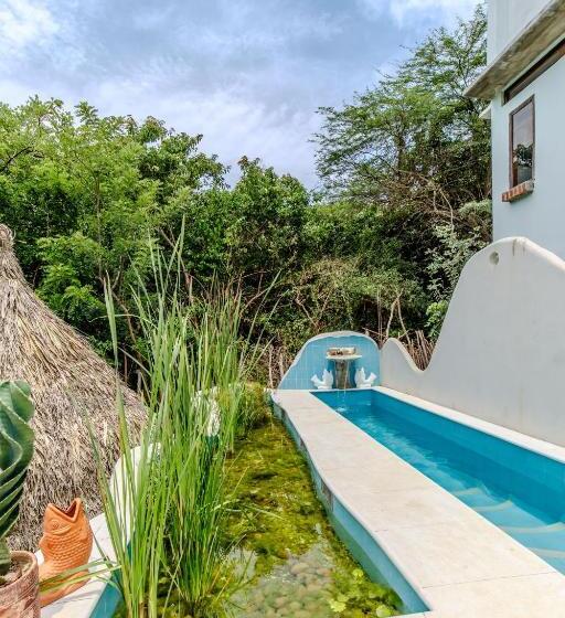 Standard room with outdoor bath, Casa Caracola