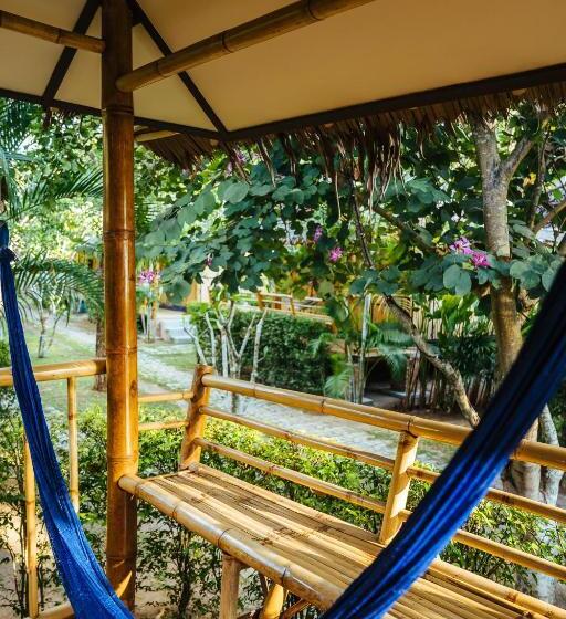 Бунгало Стандарт Вид на Сад, Orion Healing Centre