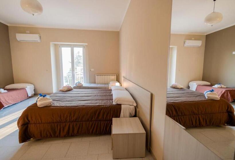Apartamento 2 Quartos com Varanda, Le Camere Di Corte
