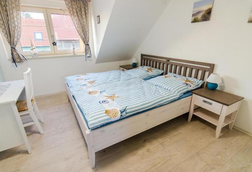 Четырехместный Номер Стандарт, Guesthouse Sam
