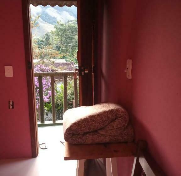 스탠다드 발코니 룸, Albergue Muzy