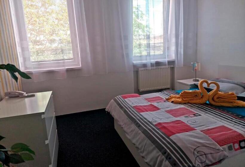 Номер Стандарт, Styria Hotel Chvalovice
