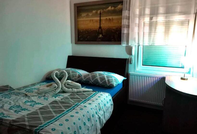 Люкс с гидромассажем, Styria Hotel Chvalovice