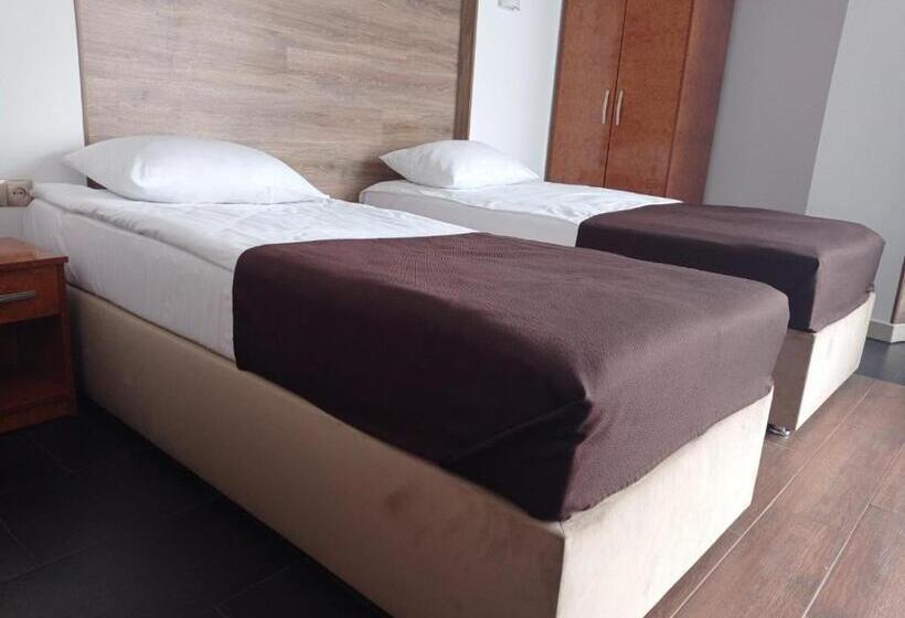 패밀리 룸, Volyn Hotel Ludmir