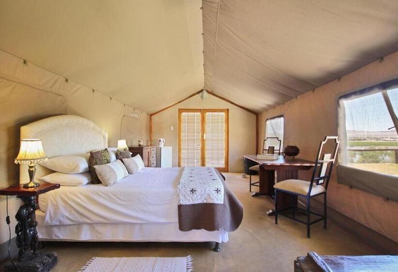 Deluxe Tent, Frontier River Resort