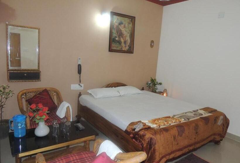 Номер Deluxe, Surya Inn