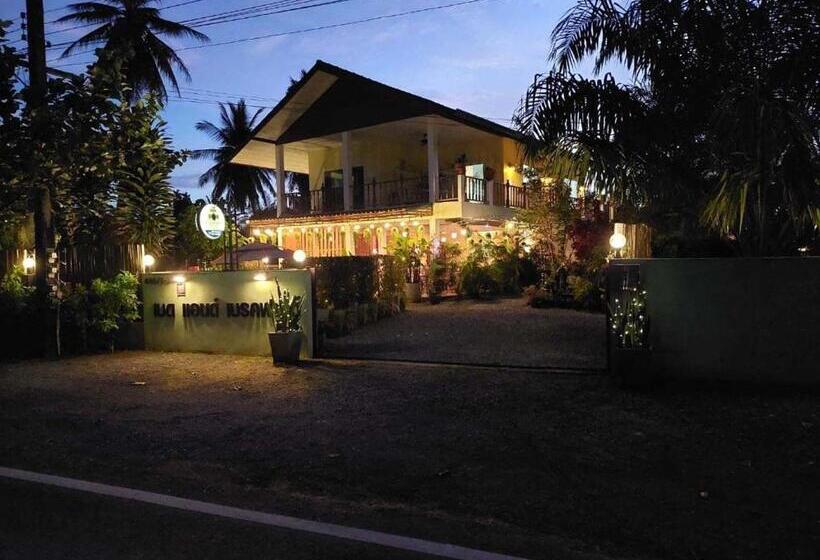 Семейный Номер Deluxe, Bed & Breakfast To Co