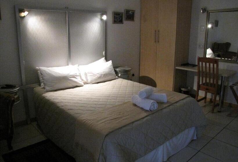 스위트, Bel Air Guest House