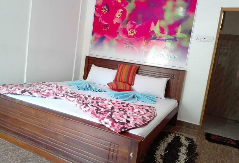 带大床的标准间, Green View Guest Inn