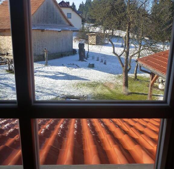 Номер Стандарт, Pension Klokočí