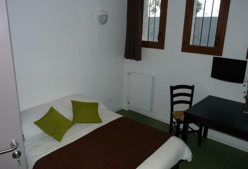 스탠다드 스튜디오, Residence Adrechas Et Spa