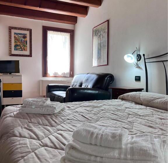 带花园景观的标准工作室, Agriturismo Principe Pio