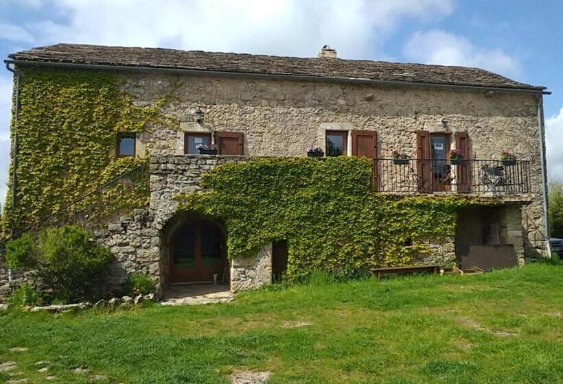 Семейный Номер, Auberge De Cadenas