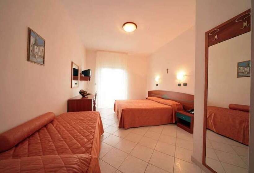Четырехместный Номер Стандарт, Residence Adria