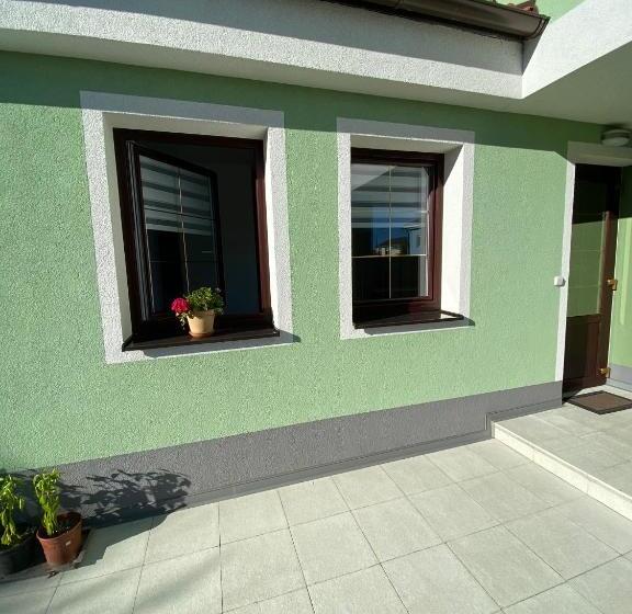 低层单卧公寓, Penzion U Pešků