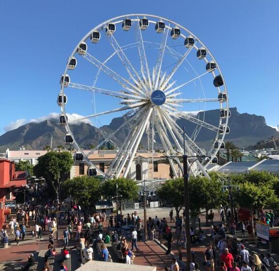 Люкс Superior, Taj Hotelapart, Taj Hotel Cape Town