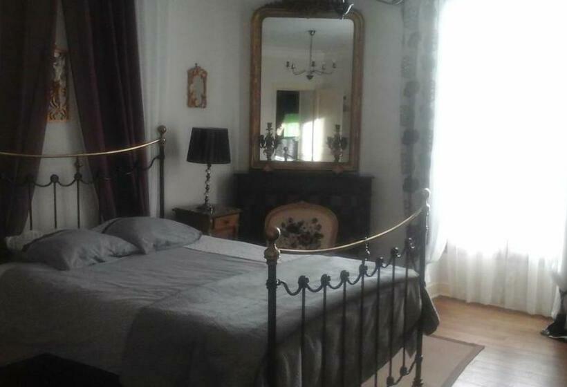 Номер Стандарт, Chez Beaumont