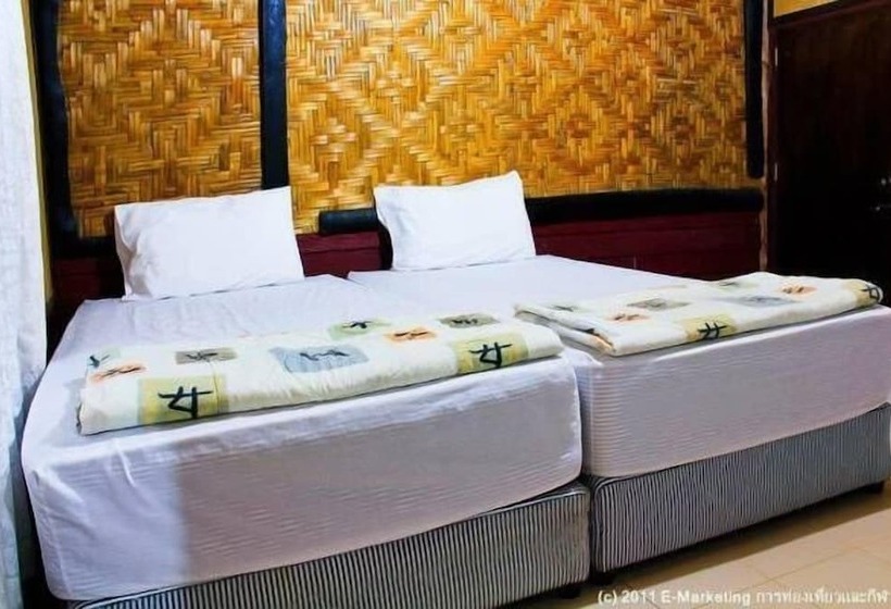 Кровать в Общей Комнате, Khaochan Resort