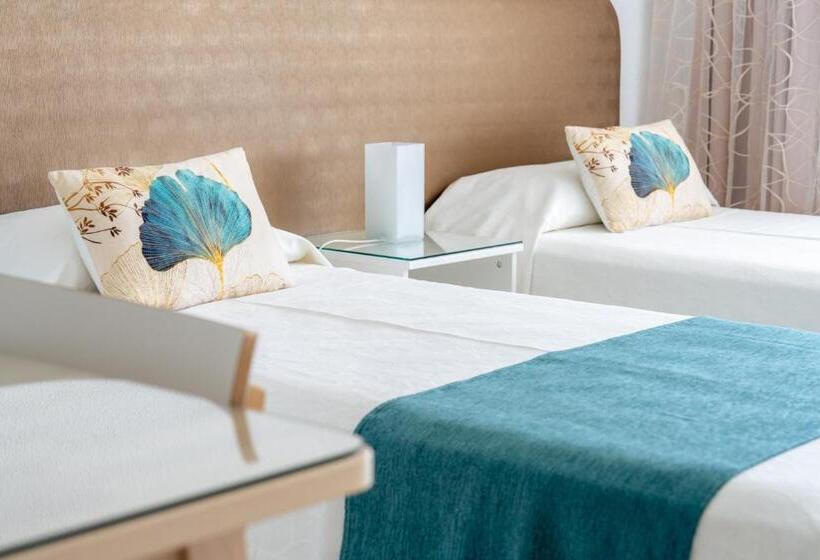 Трехместный Superior Вид на Море, Apartamentos Borinquen