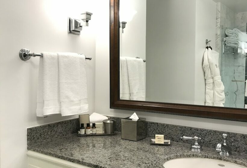 Люкс, Fairmont Miramar Hotel & Bungalows