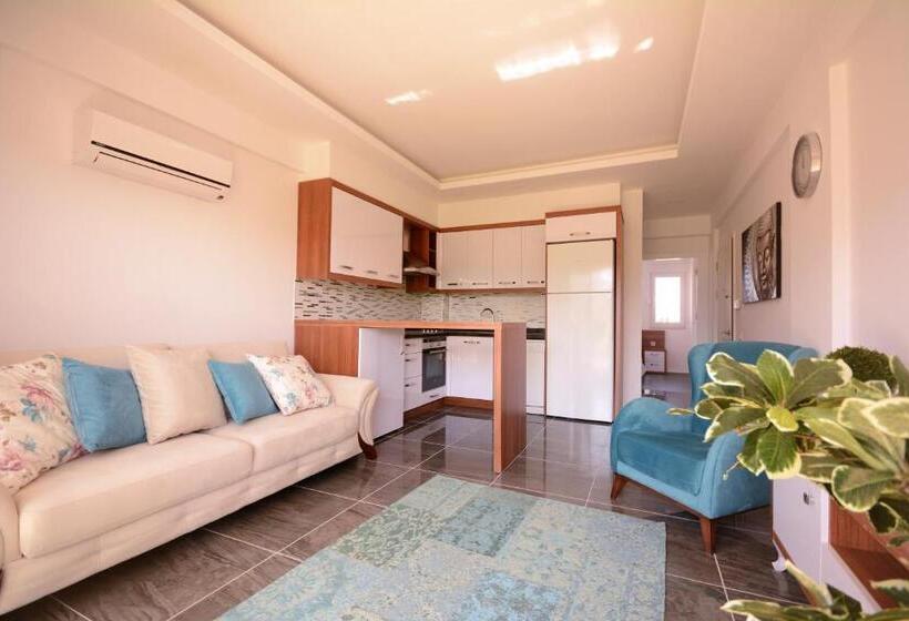 ویلای یک اتاق خوابه با استخر شنا, Camyuva Beach