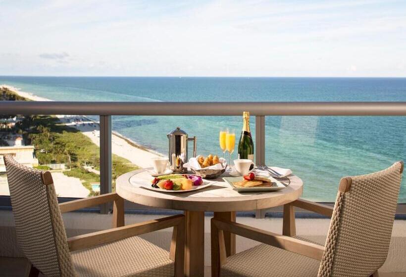 سوییت جونیور با چشم‌انداز دریا, Eden Roc Miami Beach