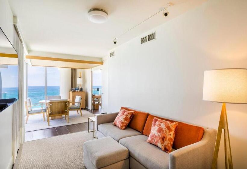 带大床的套房, Eden Roc Miami Beach