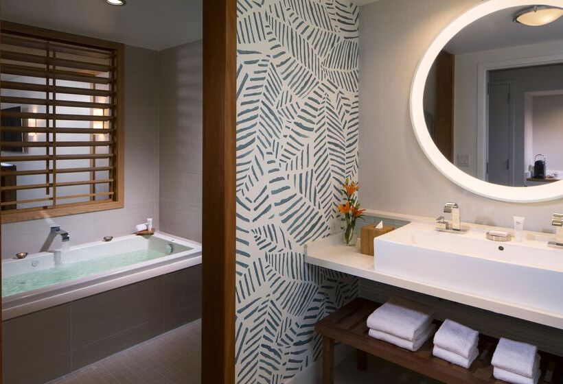带大床的小型套房, Eden Roc Miami Beach