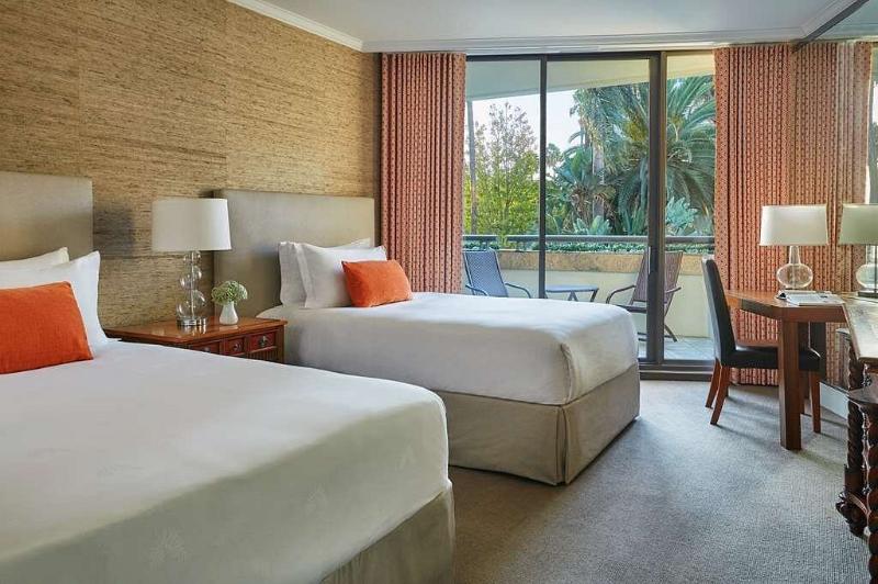 Номер Deluxe, Fairmont Miramar Hotel & Bungalows