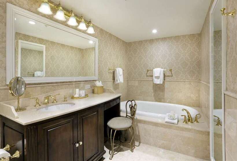 스위트 킹사이즈 침대, Hilton Miami Downtown