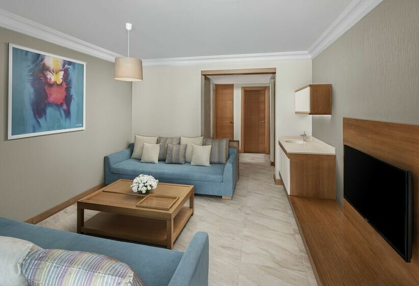 ‫فيلا غرفة نوم واحدة, Papillon Ayscha Resort & Spa