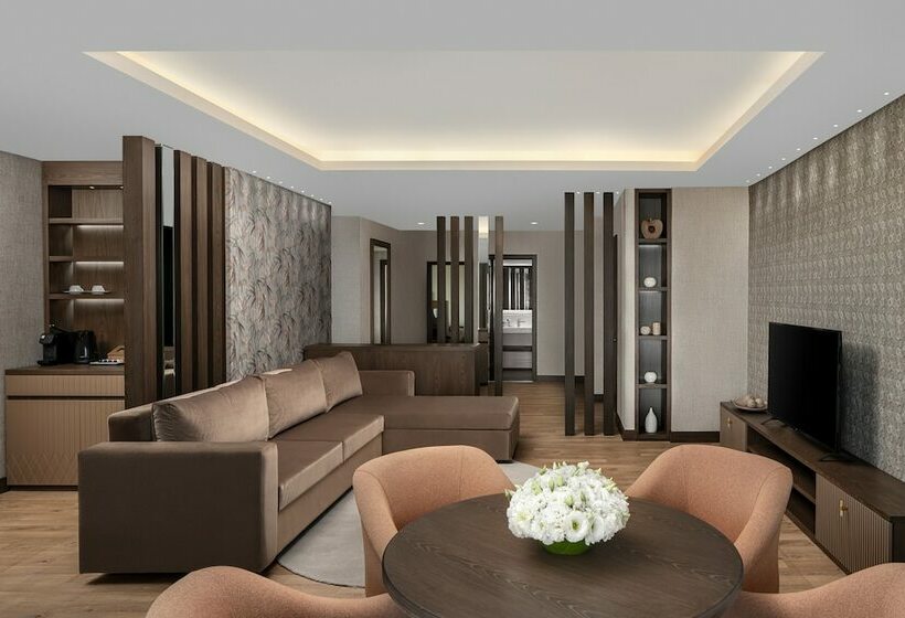 带大床的套房, Papillon Ayscha Resort & Spa