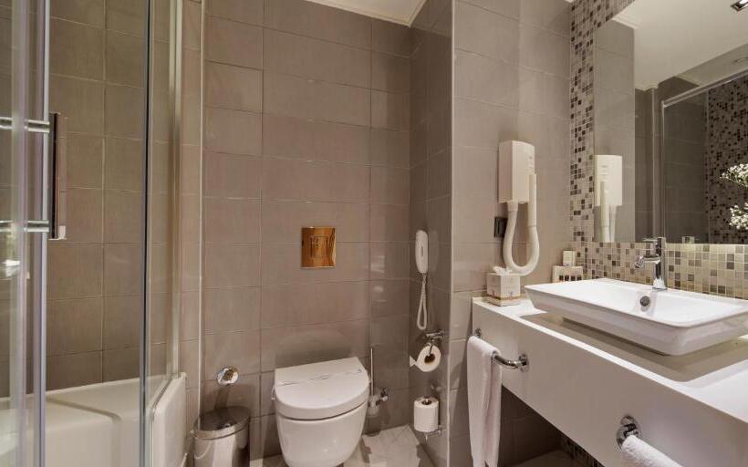 غرفة قياسية مطلة على الجبل, Papillon Ayscha Resort & Spa